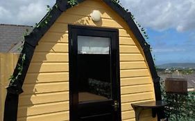 Arch Pod & Hot Tub